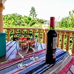 Monte -btb Villa *